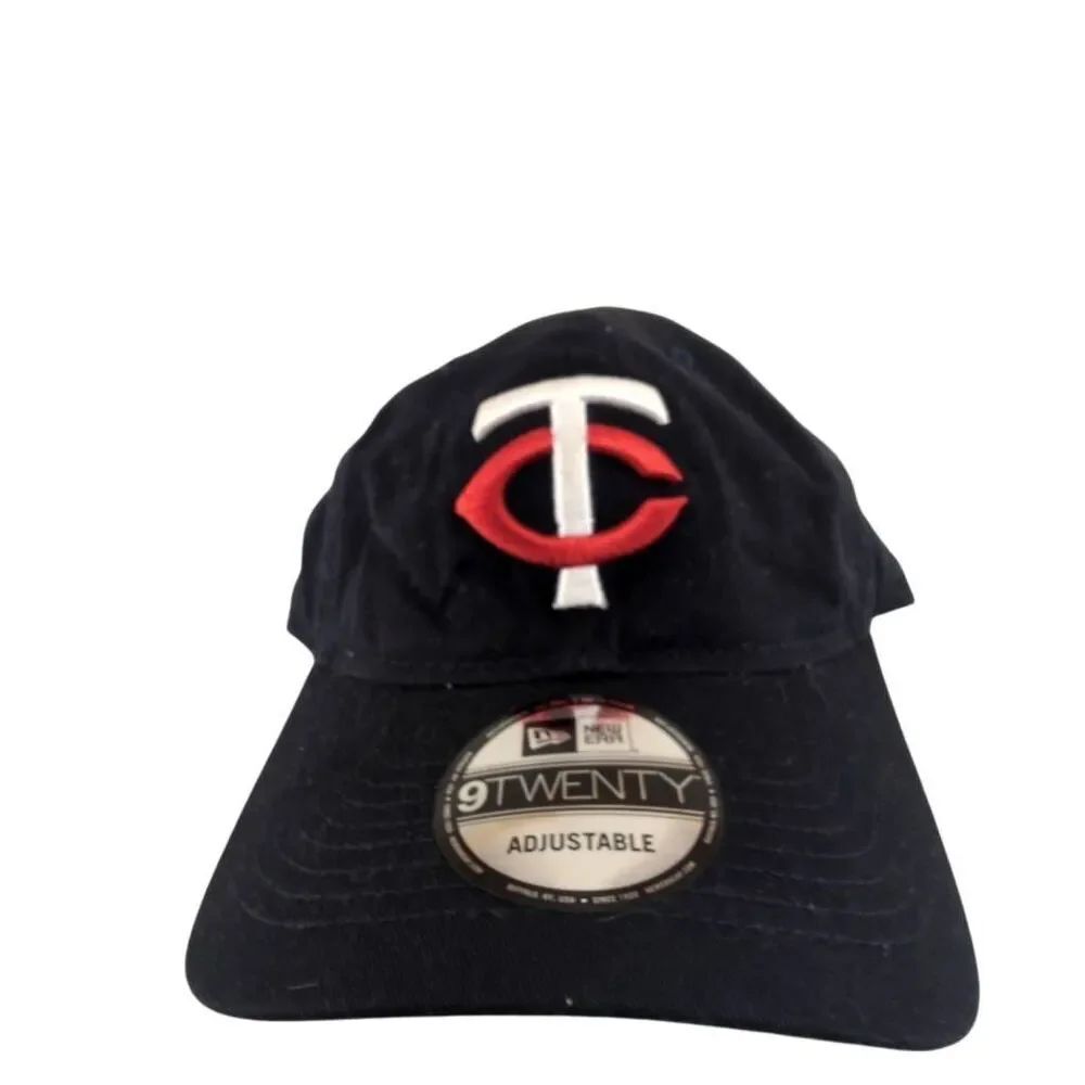 Minnesota Twins Core Classic Home 9TWENTY Adjustable